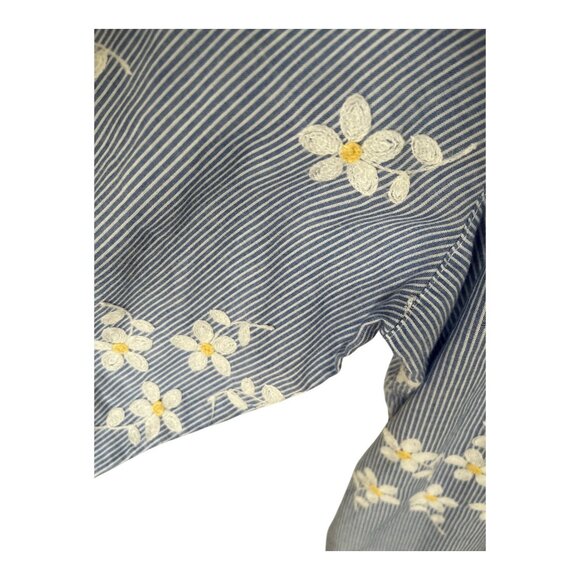 Alfred Dunner Women’s Size L Blue Striped Button-Front Shirt with Embroidered Da - Picture 3 of 6